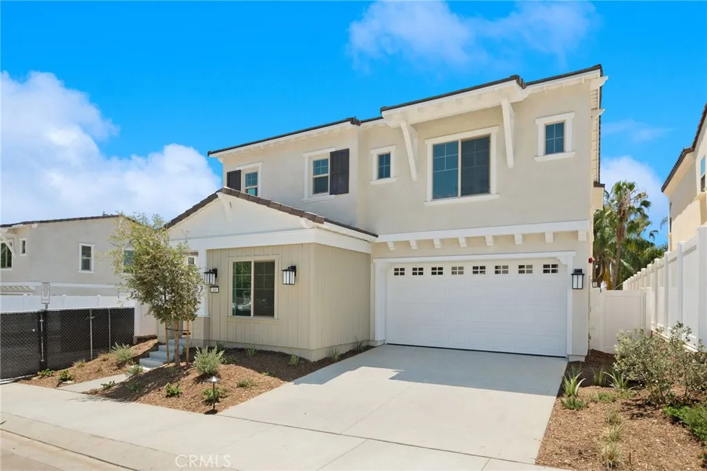 Front exterior photos are of the actual home. Back yard & interior photos are of the builder’s model home with the same floor plan and are for illustrative purposes only. Actual finishes, features, furnishings, and condition may vary. Home is under construction and will be delivered unfurnished.