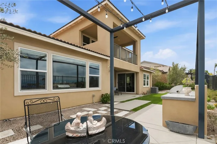 2521 Chad Zeller, Corona, California 92882