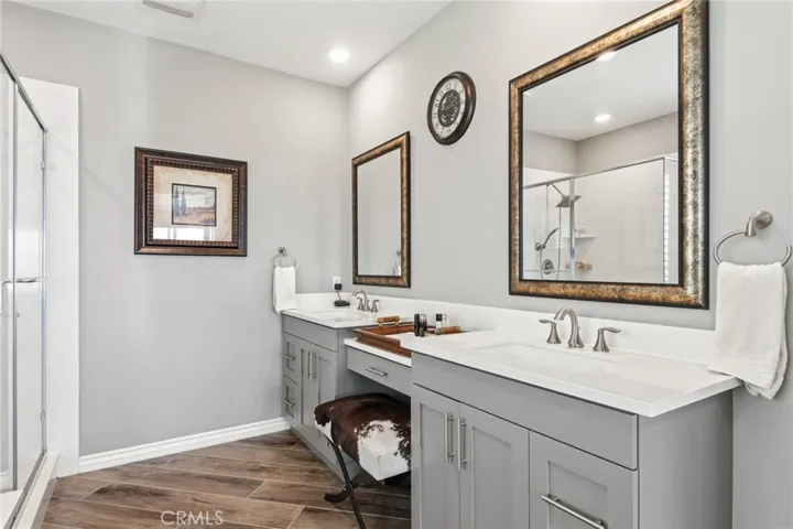 2521 Chad Zeller, Corona, California 92882