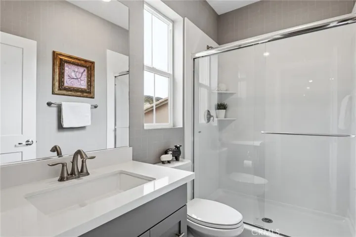 2521 Chad Zeller, Corona, California 92882