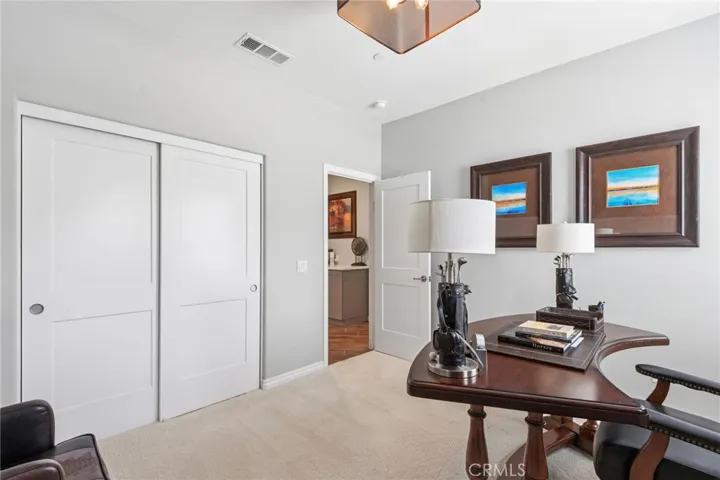 2521 Chad Zeller, Corona, California 92882