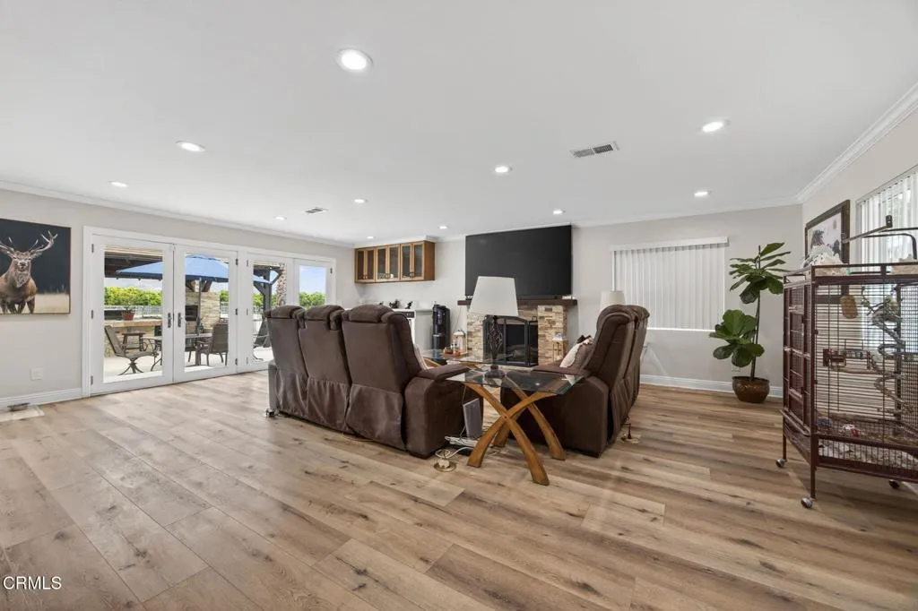 2166 Bardsdale Avenue - Living Room