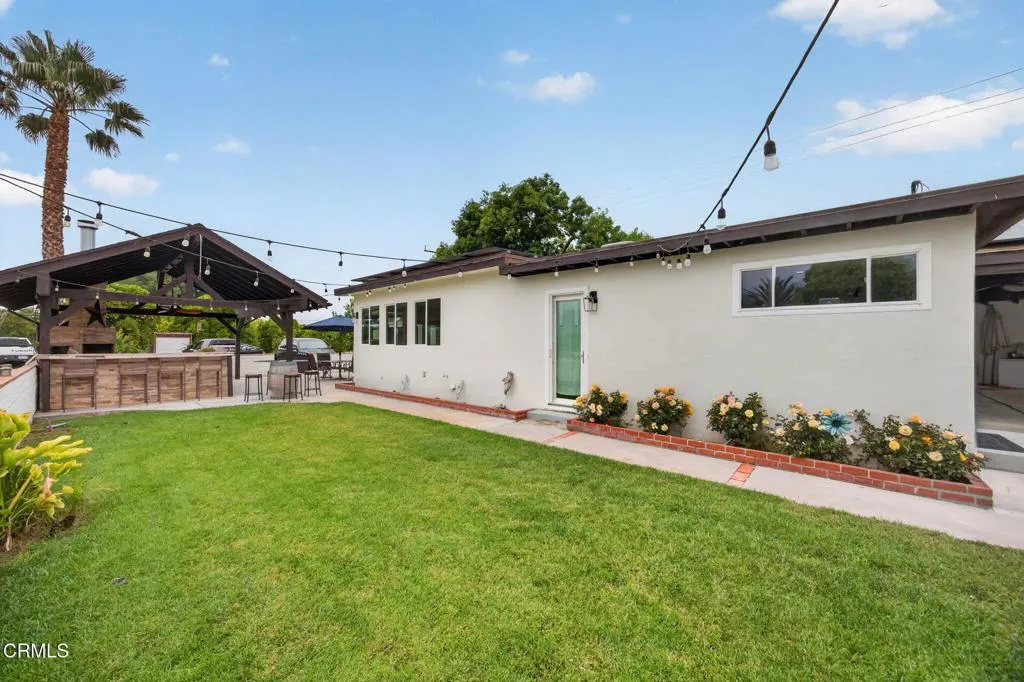 2166 Bardsdale AveBackyard
