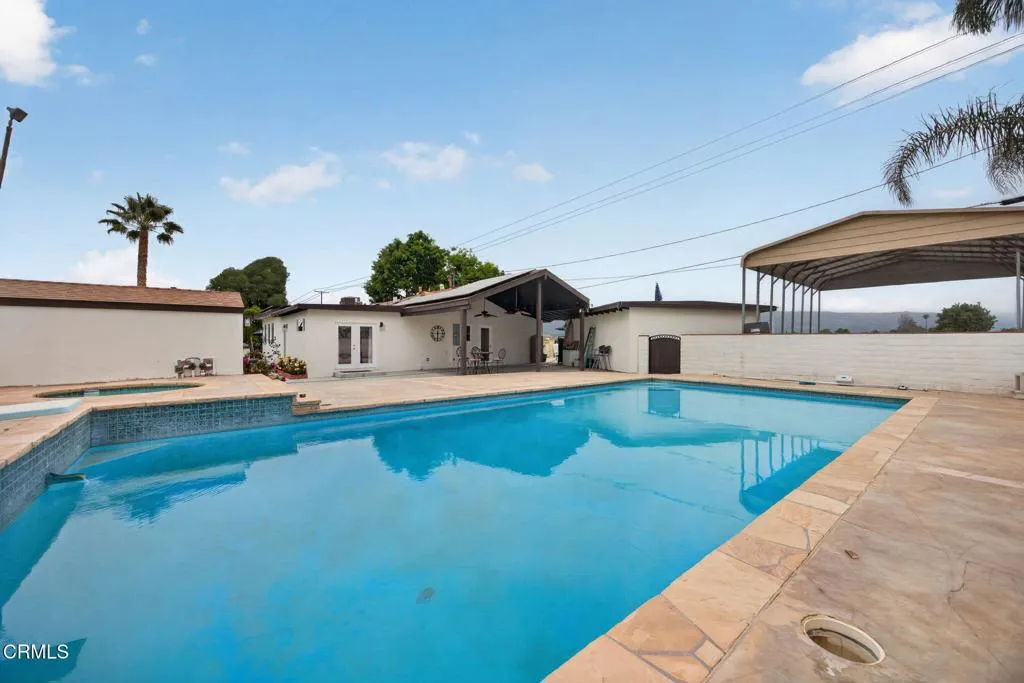 2166 Bardsdale Ave - Swimming Pool