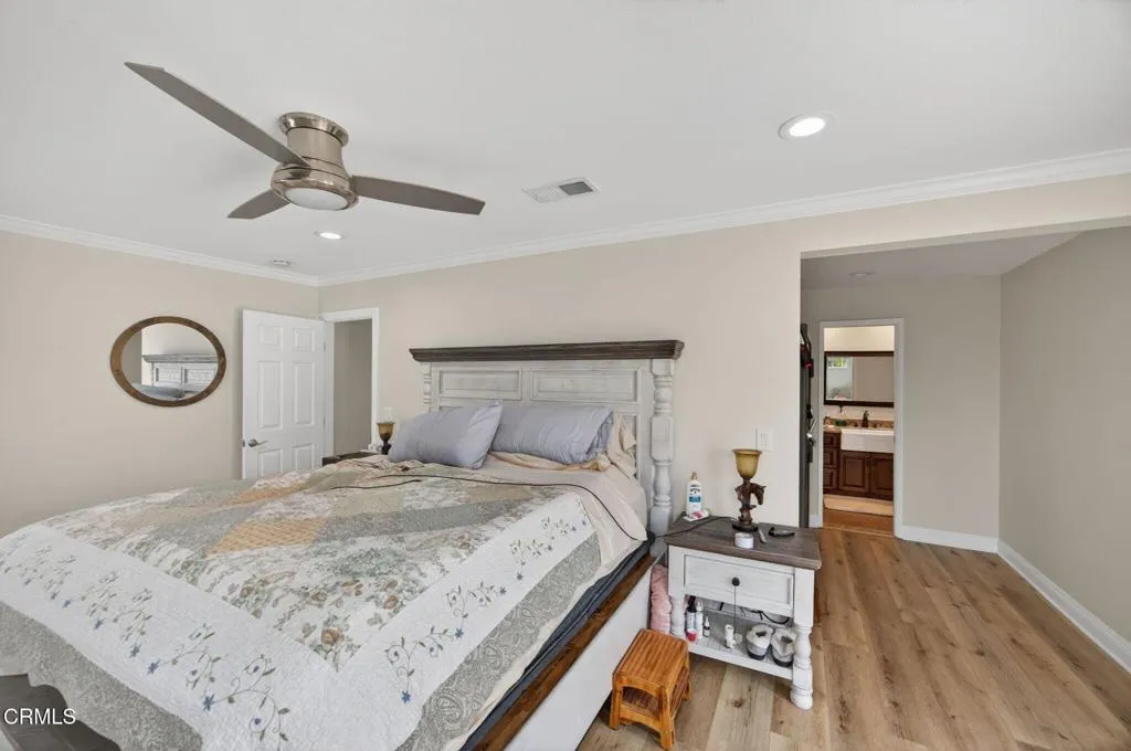 2166 Bardsdale Avenue - Bedroom