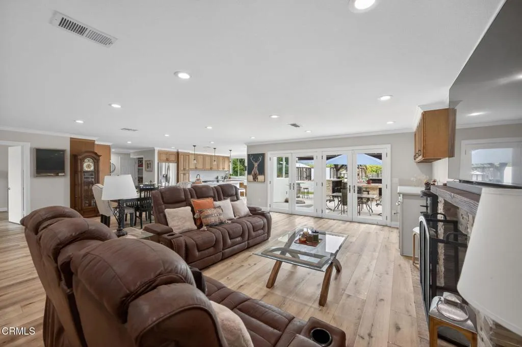 2166 Bardsdale Avenue - Living Room
