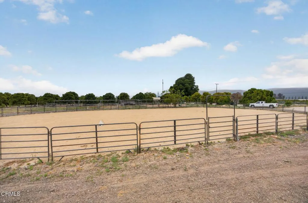 2166 Bardsdale Ave - Horse Arena