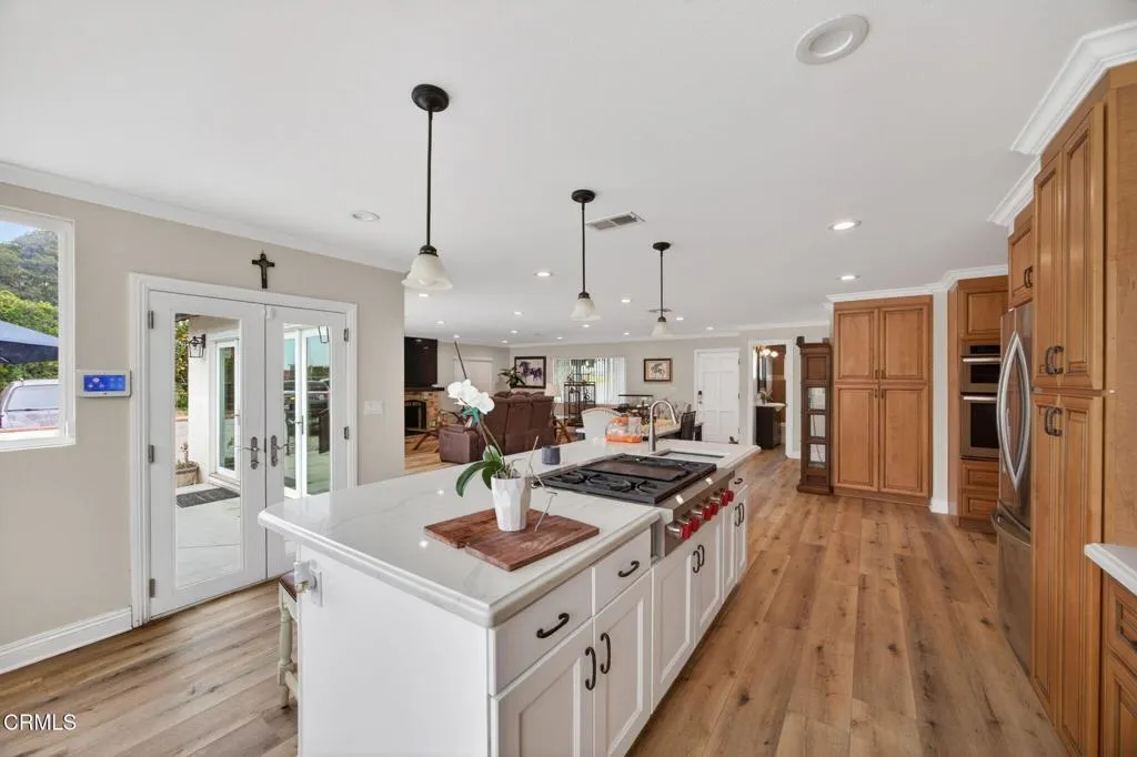 2166 Bardsdale Avenue - Kitchen