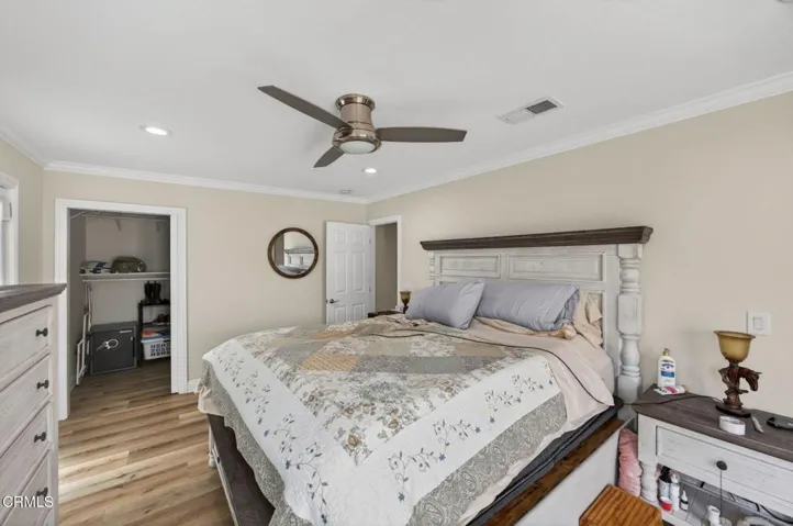 2166 Bardsdale Avenue - Bedroom
