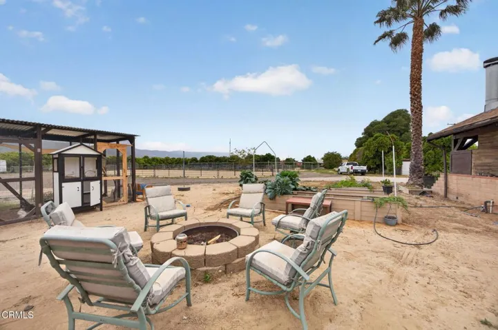 2166 Bardsdale Ave - Ranch