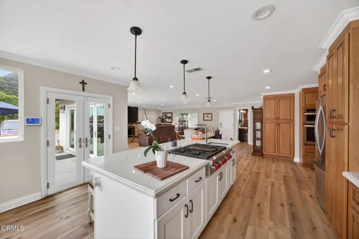 2166 Bardsdale Avenue - Kitchen