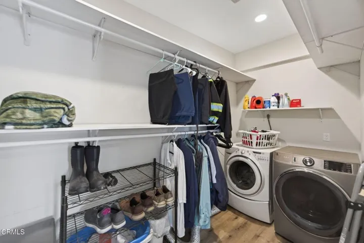 2166 Bardsdale Avenue - Laundry Room