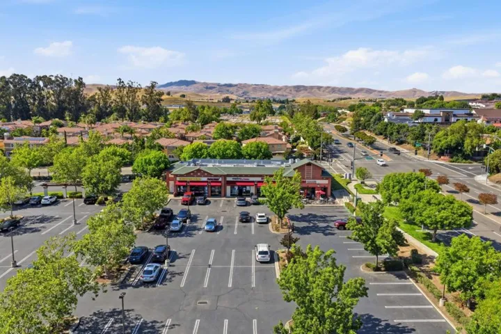 1528 Corte Reina, Livermore, California 94551