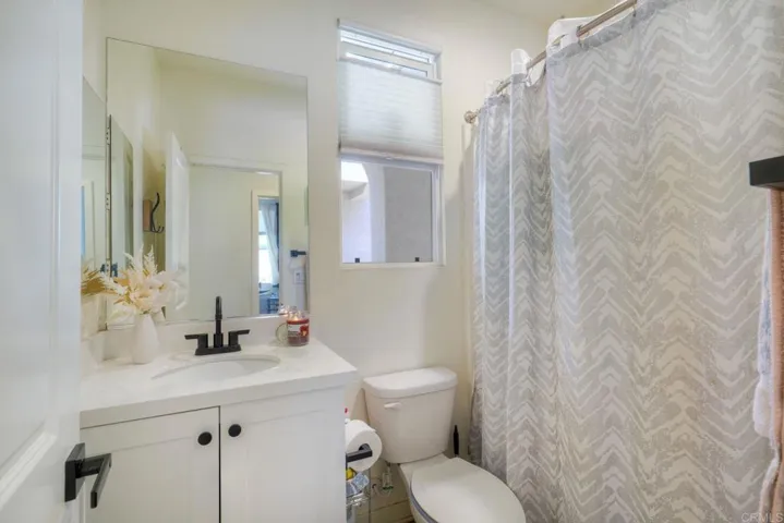 1st Floor Full Bathroom