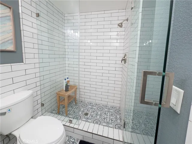 Hot mopped showers with new valves