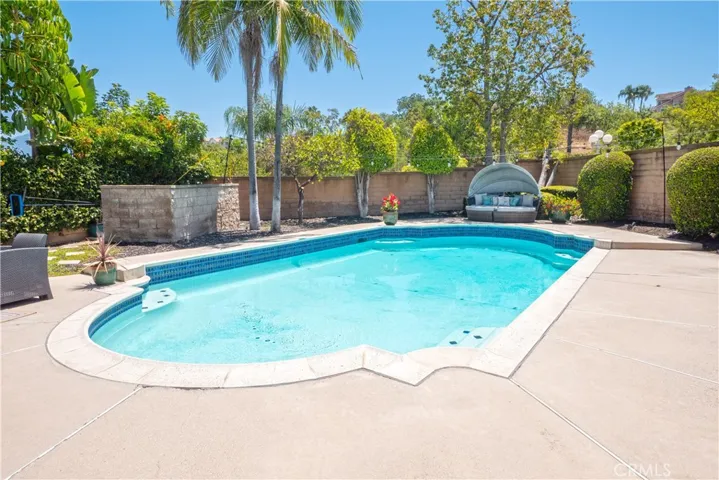 2250 Calle Liseta, San Dimas, California 91773