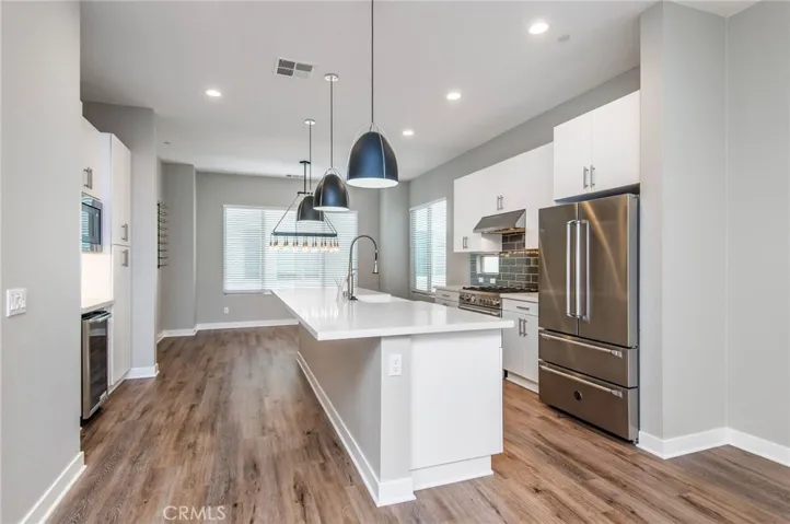 31 Ebb Tide Circle, Newport Beach, California 92663