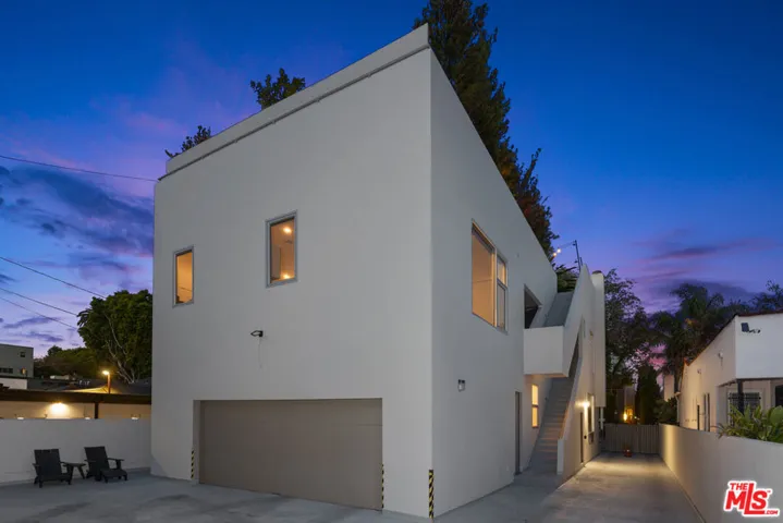 613 Westmount Drive, West Hollywood, California 90069