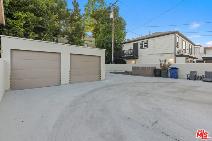 613 Westmount Drive, West Hollywood, California 90069