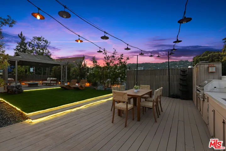 613 Westmount Drive, West Hollywood, California 90069