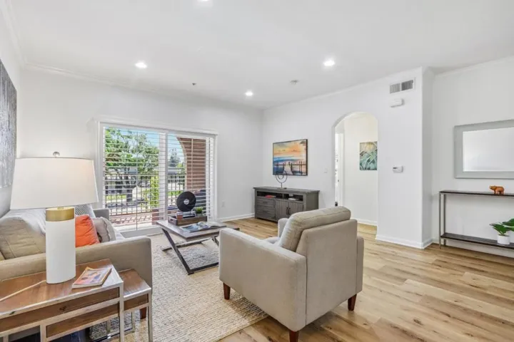 801 S Winchester Boulevard 1204, San Jose, California 95128