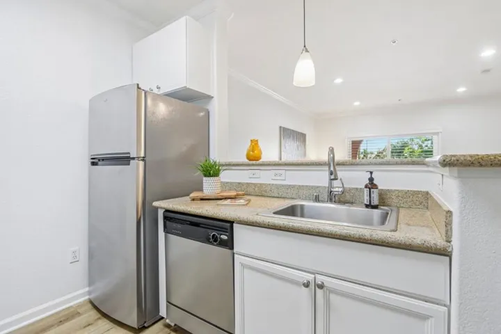 801 S Winchester Boulevard 1204, San Jose, California 95128