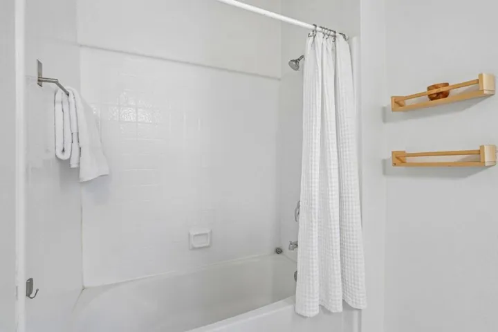 801 S Winchester Boulevard 1204, San Jose, California 95128