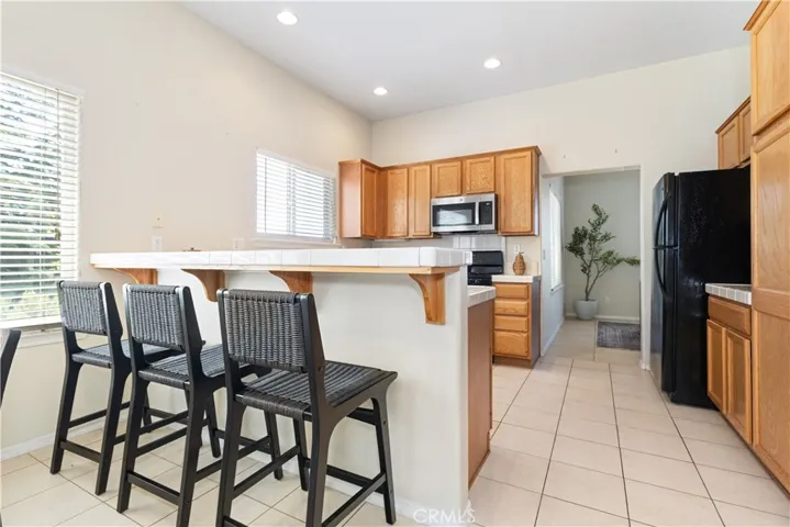 145 Via Camelia, Paso Robles, California 93446