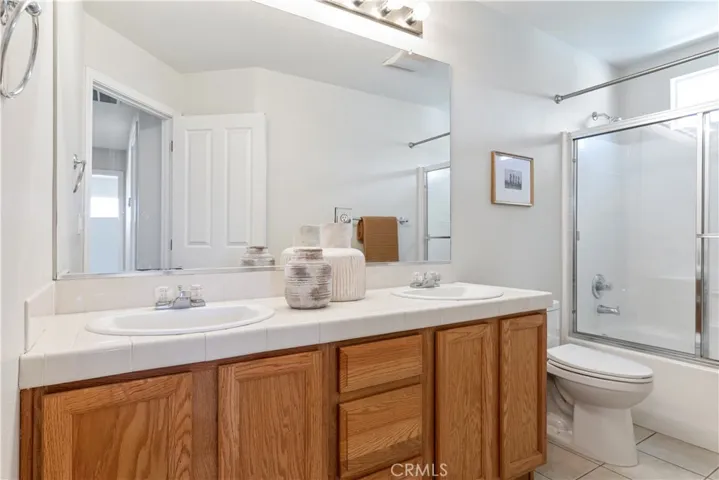 145 Via Camelia, Paso Robles, California 93446