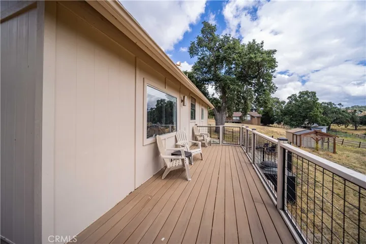27200 Bear Valley Road, Tehachapi, California 93561