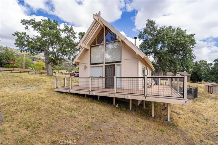 27200 Bear Valley Road, Tehachapi, California 93561