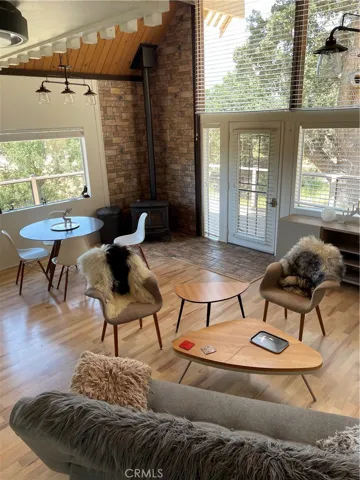 27200 Bear Valley Road, Tehachapi, California 93561