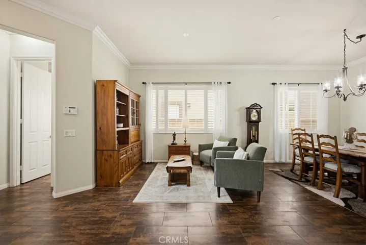 Spacious Living room