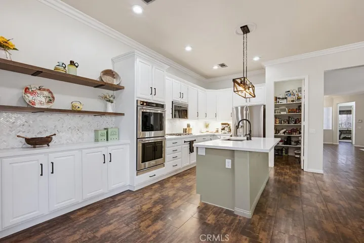 Kitchen nook area