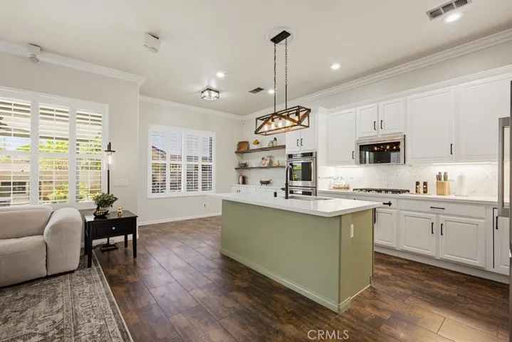 Open large kitchen with island