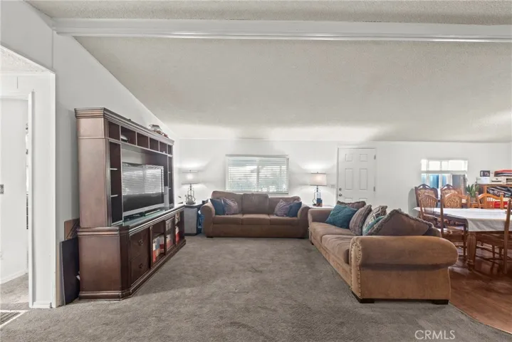 5200 Entrar Drive 124, Palmdale, California 93551