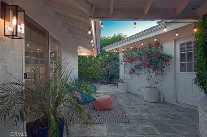 2023 S Capella Court, Costa Mesa, California 92626