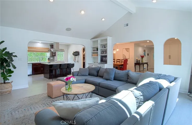 2023 S Capella Court, Costa Mesa, California 92626