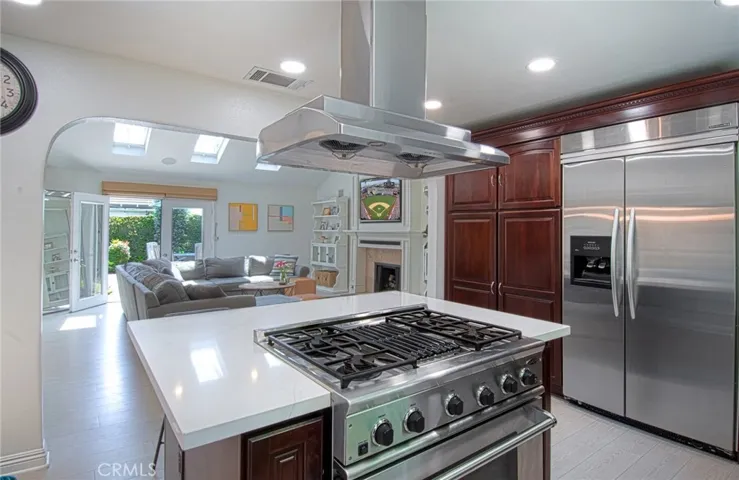 2023 S Capella Court, Costa Mesa, California 92626