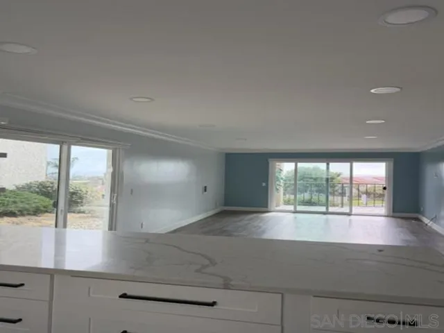 6675 Paseo Del Norte A, Carlsbad, California 92011