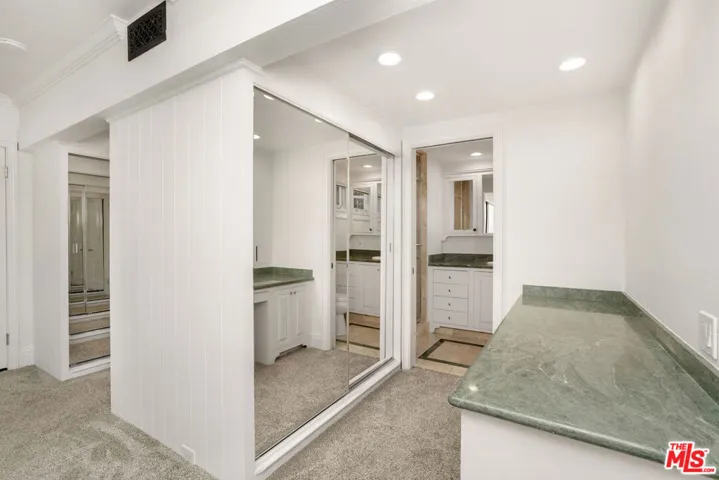 5360 Bothwell Road, Tarzana, California 91356