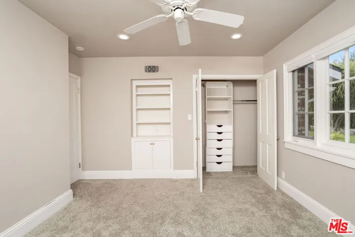5360 Bothwell Road, Tarzana, California 91356