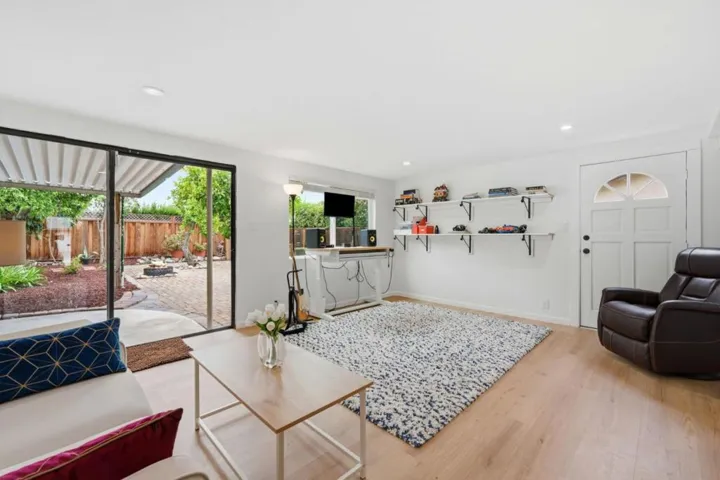 1239 Claiborne Drive, Walnut Creek, California 94598