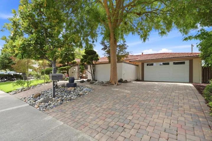 1239 Claiborne Drive, Walnut Creek, California 94598