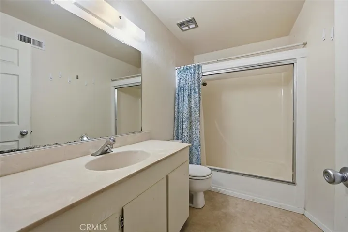 Upstairs Bath