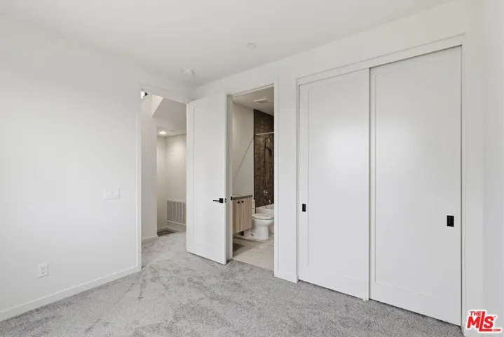 1605 N Arla Way, Los Angeles, California 90041