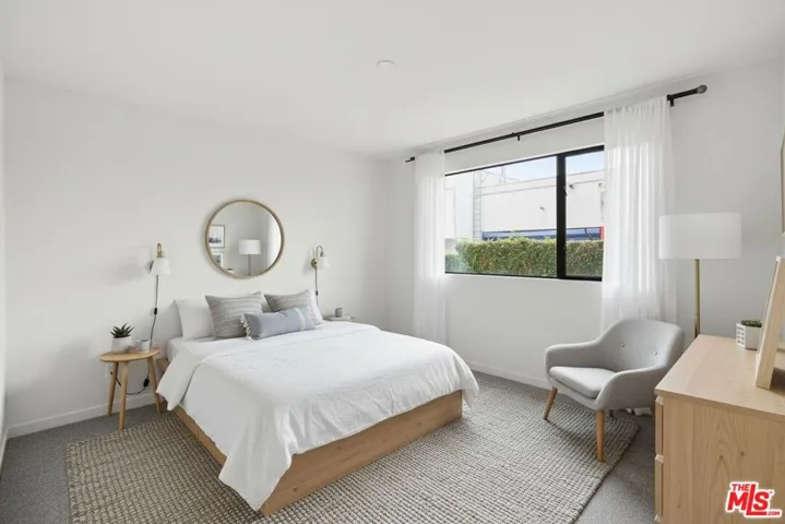 1605 N Arla Way, Los Angeles, California 90041