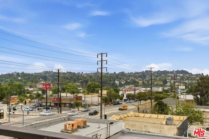 1605 N Arla Way, Los Angeles, California 90041