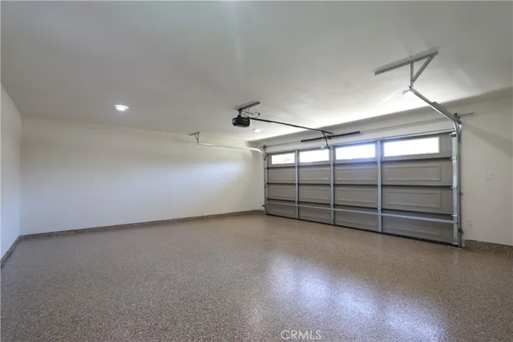 new epoxy garage floor