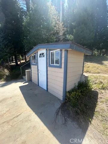 82 Dock S-82-a, Lake Arrowhead, California 92352